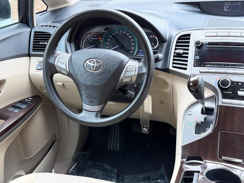 Used 2012 Toyota Venza LE FWD image 12