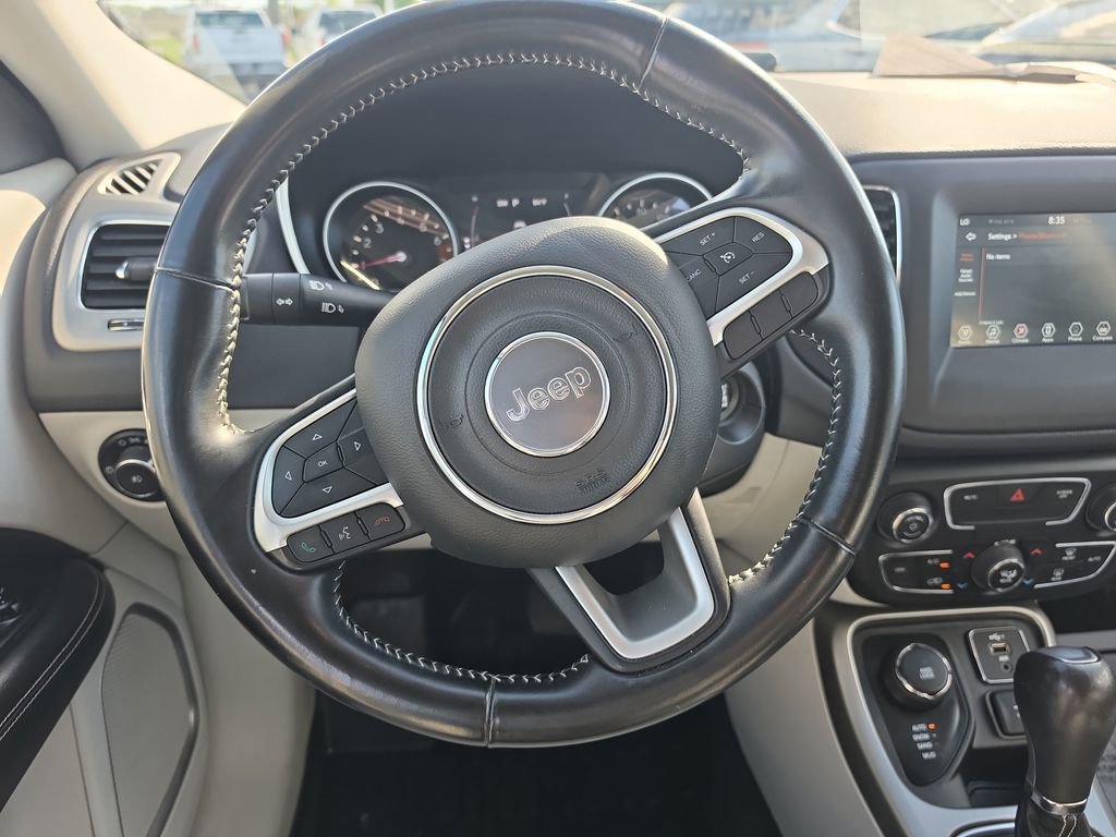 Used 2021 Jeep Compass Latitude image 16