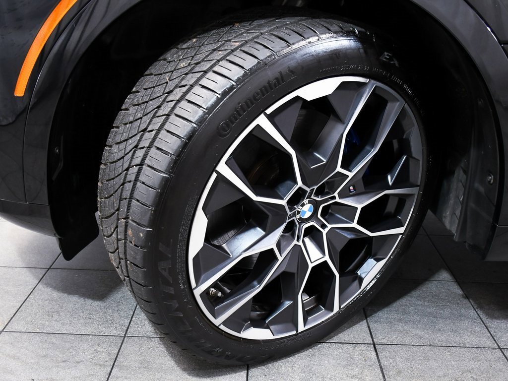 Used 2024 BMW X7 xDrive40i w/ Executive Package image 7