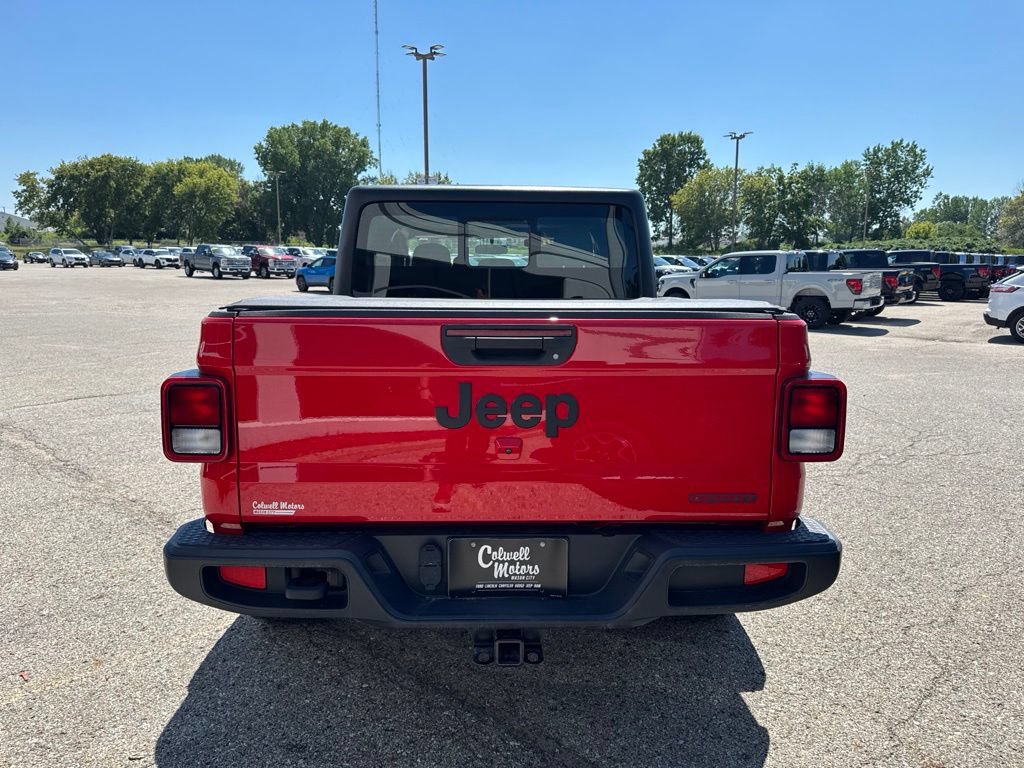 Used 2020 Jeep Gladiator Sport w/ Quick Order Package 24S AWD/4WD image 3