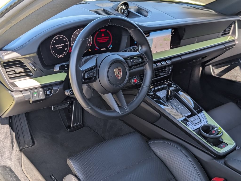 Used 2025 Porsche 911 Carrera S RWD image 4