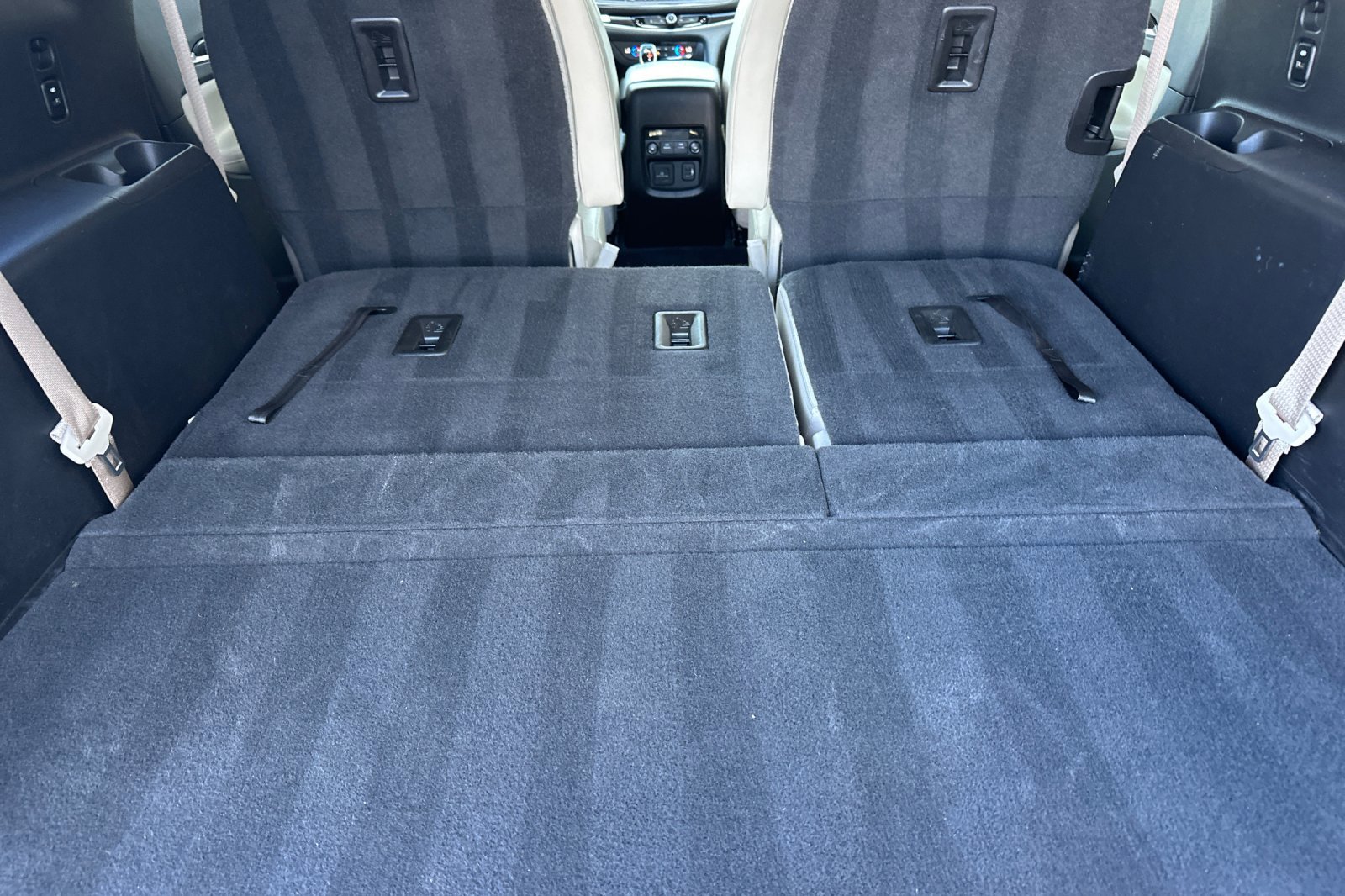 Used 2021 Buick Enclave Essence w/ Sound and Sites Package image 16