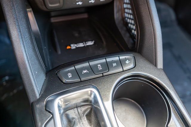 Used 2022 Chevrolet TrailBlazer ACTIV w/ Sun and Liftgate Package FWD image 32
