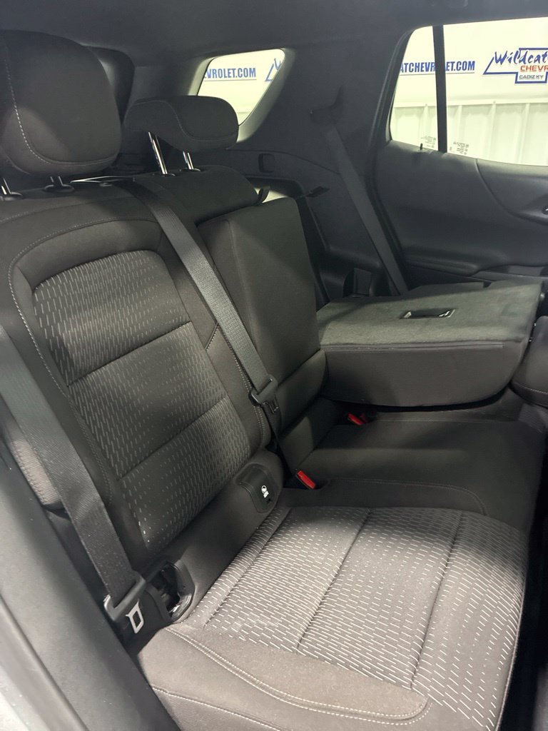 Used 2026 Chevrolet Equinox LT AWD/4WD image 34