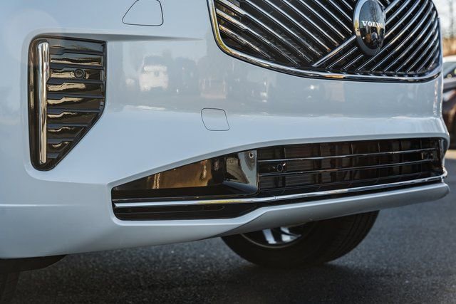 New 2026 Volvo XC90 B6 Plus image 13
