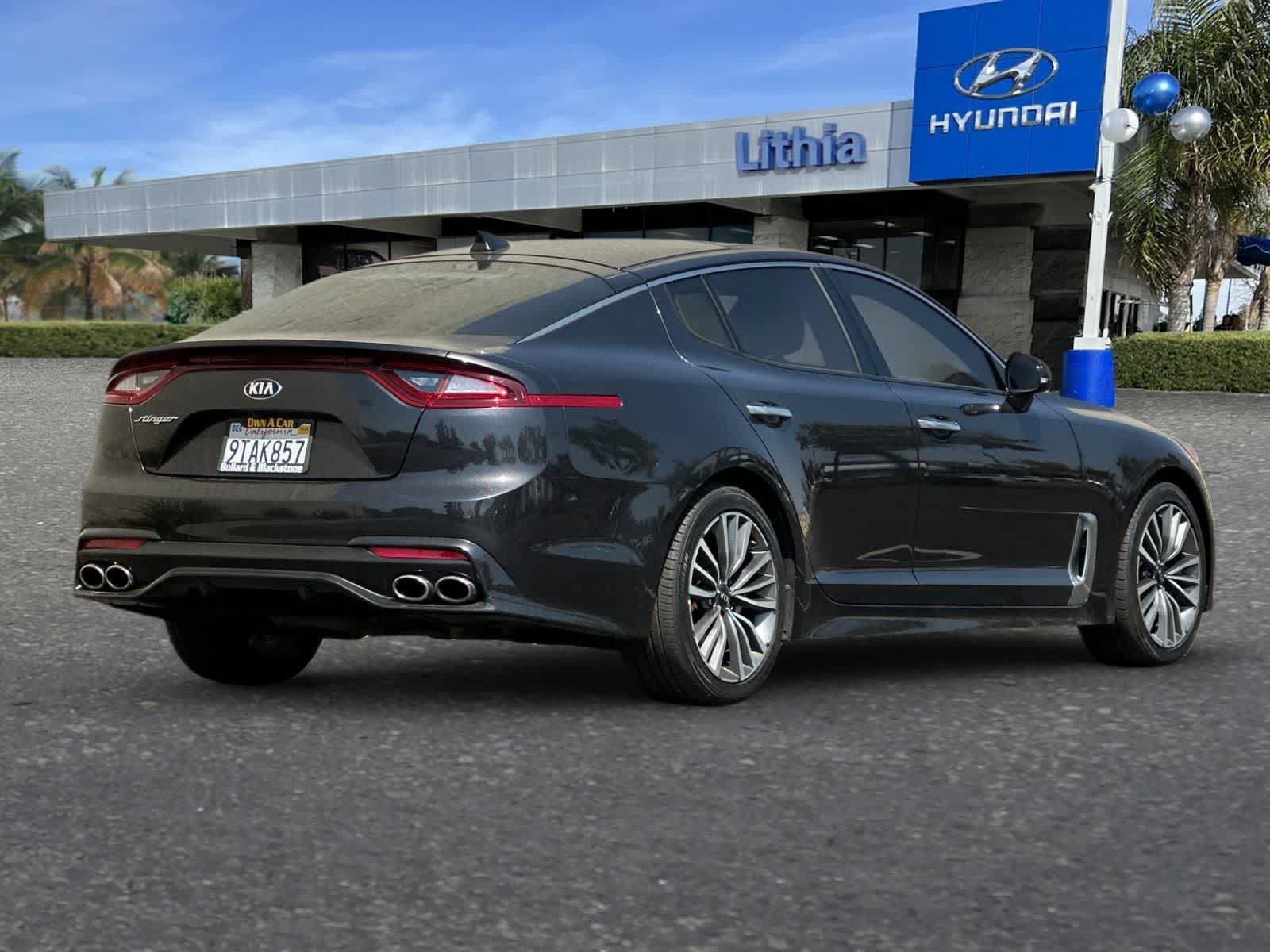 Used 2019 Kia Stinger Premium RWD image 3
