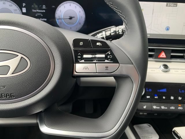 New 2026 Hyundai Elantra Limited FWD image 22