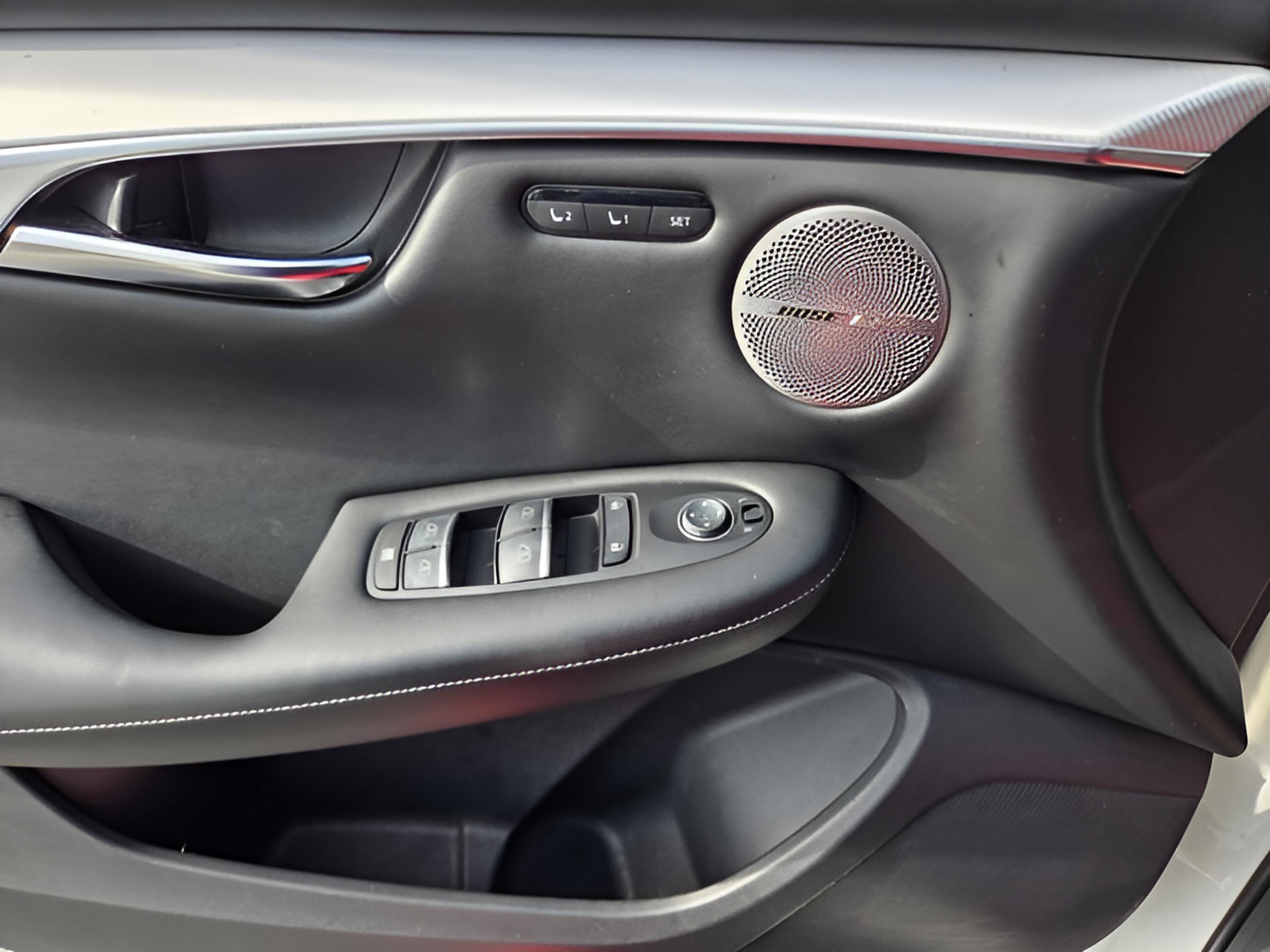 Used 2019 INFINITI QX50 Essential w/ Premium Heat Package image 29