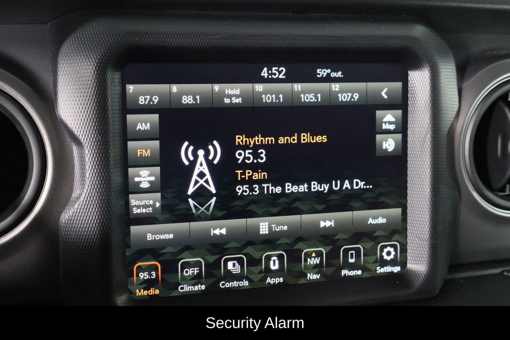 Used 2022 Jeep Gladiator Willys image 28