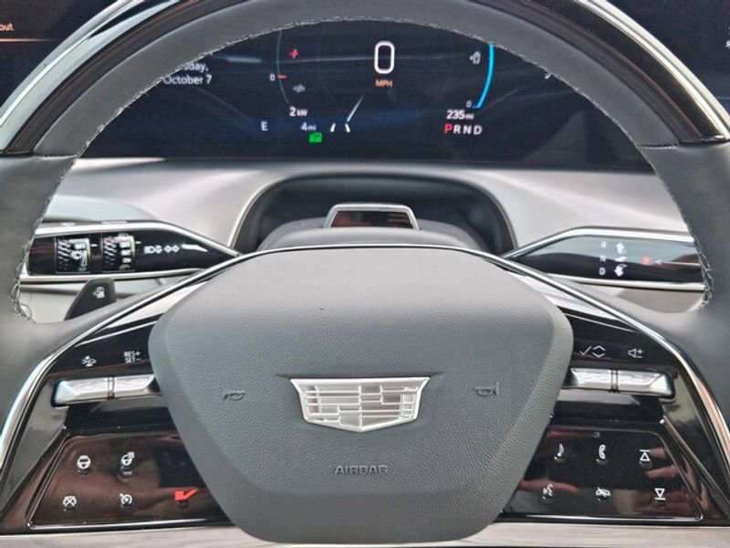 New 2026 Cadillac Vistiq Sport image 14