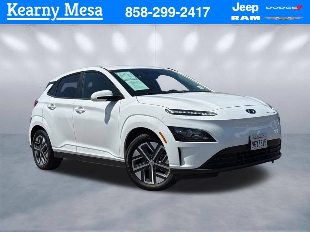 Used 2023 Hyundai Kona SEL FWD image 1