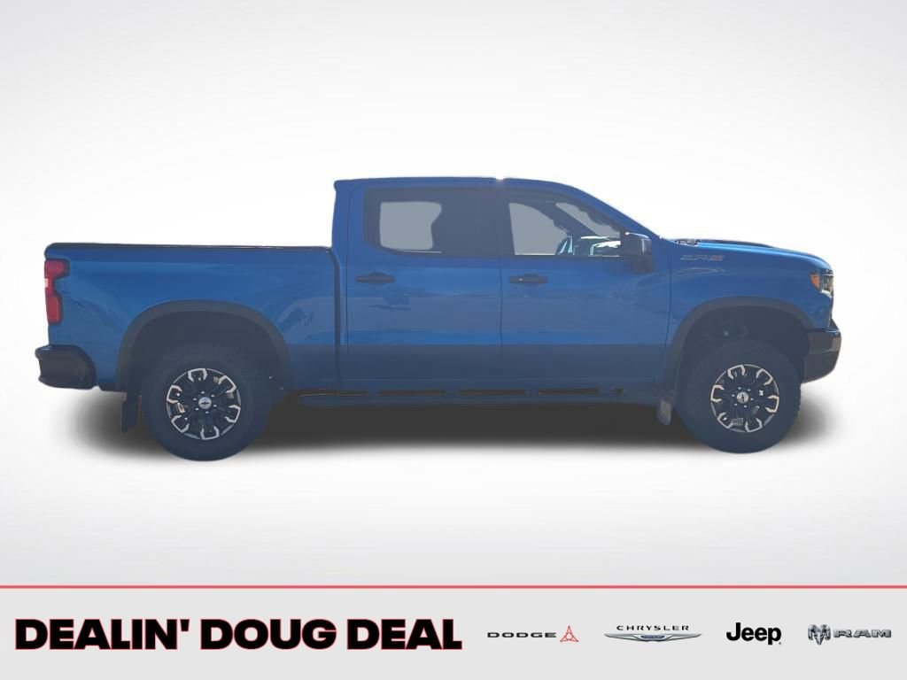 Used 2022 Chevrolet Silverado 1500 ZR2 w/ Technology Package image 7