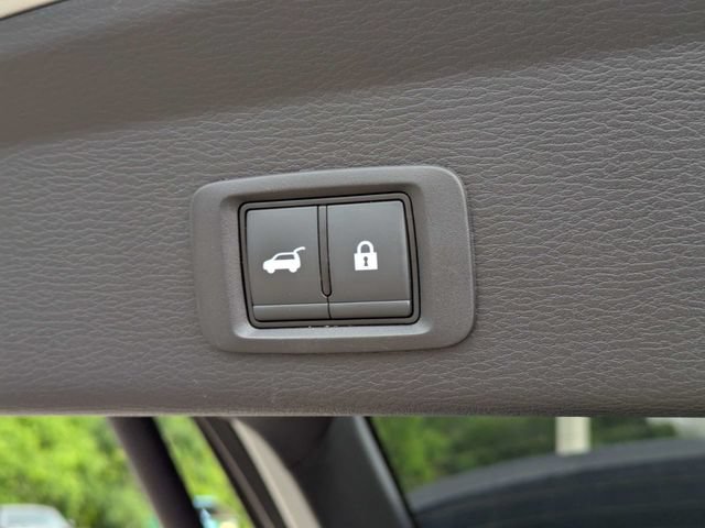 Used 2023 Mitsubishi Outlander SE AWD/4WD image 14