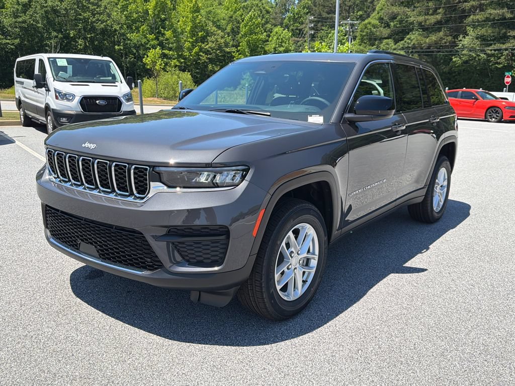 New 2026 Jeep Grand Cherokee Laredo X AWD/4WD image 3