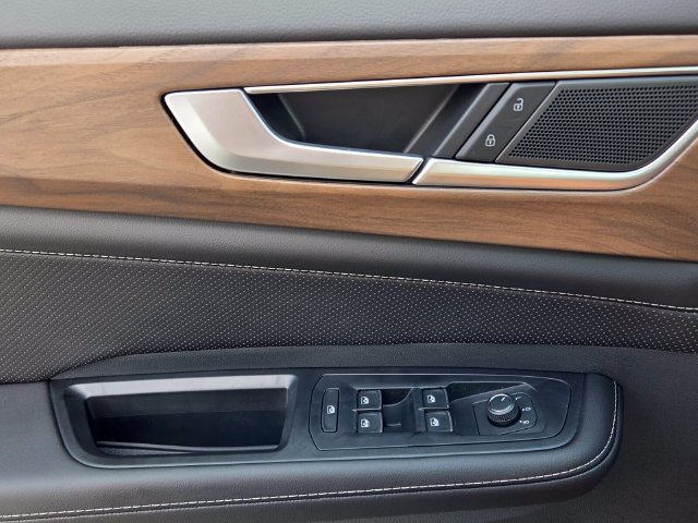 New 2026 Volkswagen Atlas SE FWD image 28