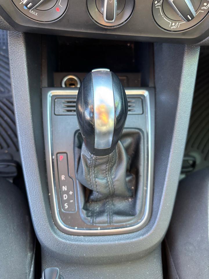 Used 2017 Volkswagen Jetta S image 12
