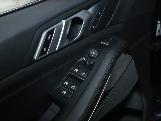 Used 2019 BMW X5 xDrive40i w/ M Sport Package image 31