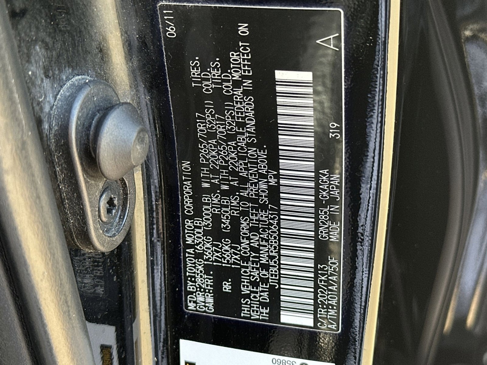 Used 2011 Toyota 4Runner SR5 AWD/4WD image 78