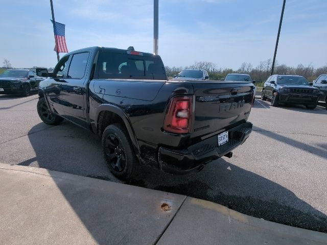 New 2026 RAM 1500 4x4 Crew Cab image 7