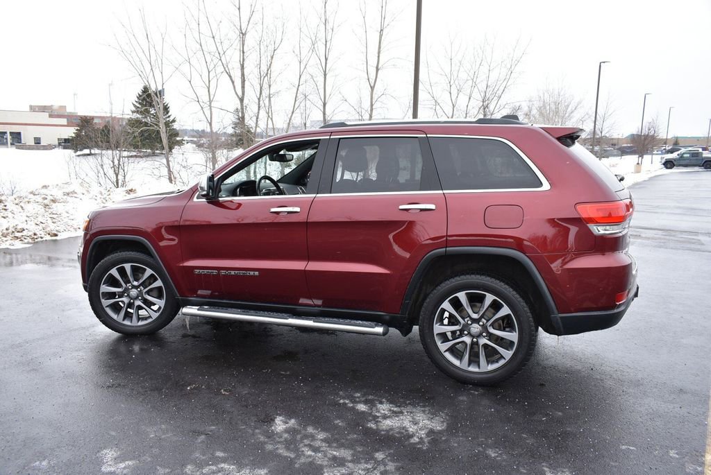 Used 2018 Jeep Grand Cherokee Limited w/ Mopar Chrome Edition Group image 8