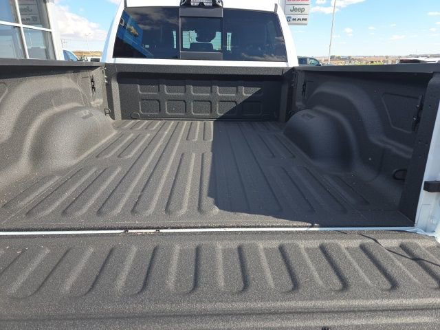 Used 2025 RAM 2500 Laramie AWD/4WD image 10