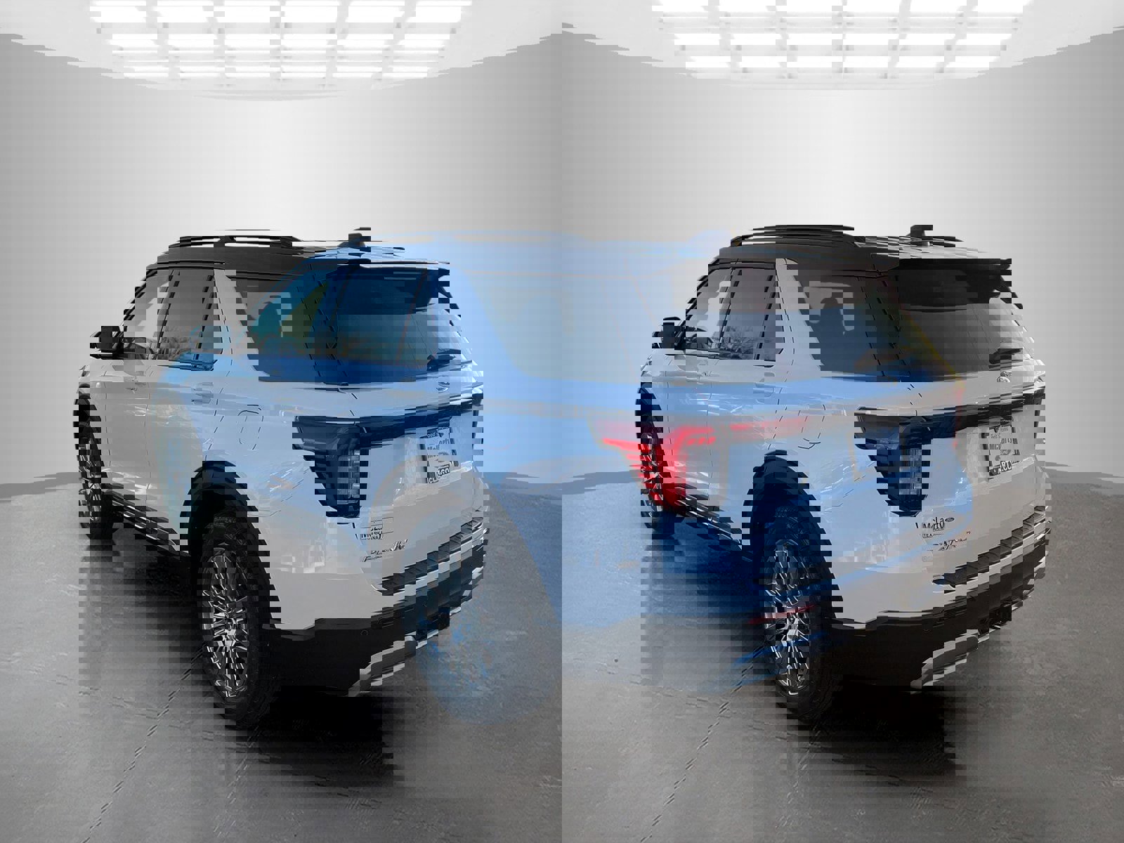 New 2026 Ford Explorer Platinum image 13