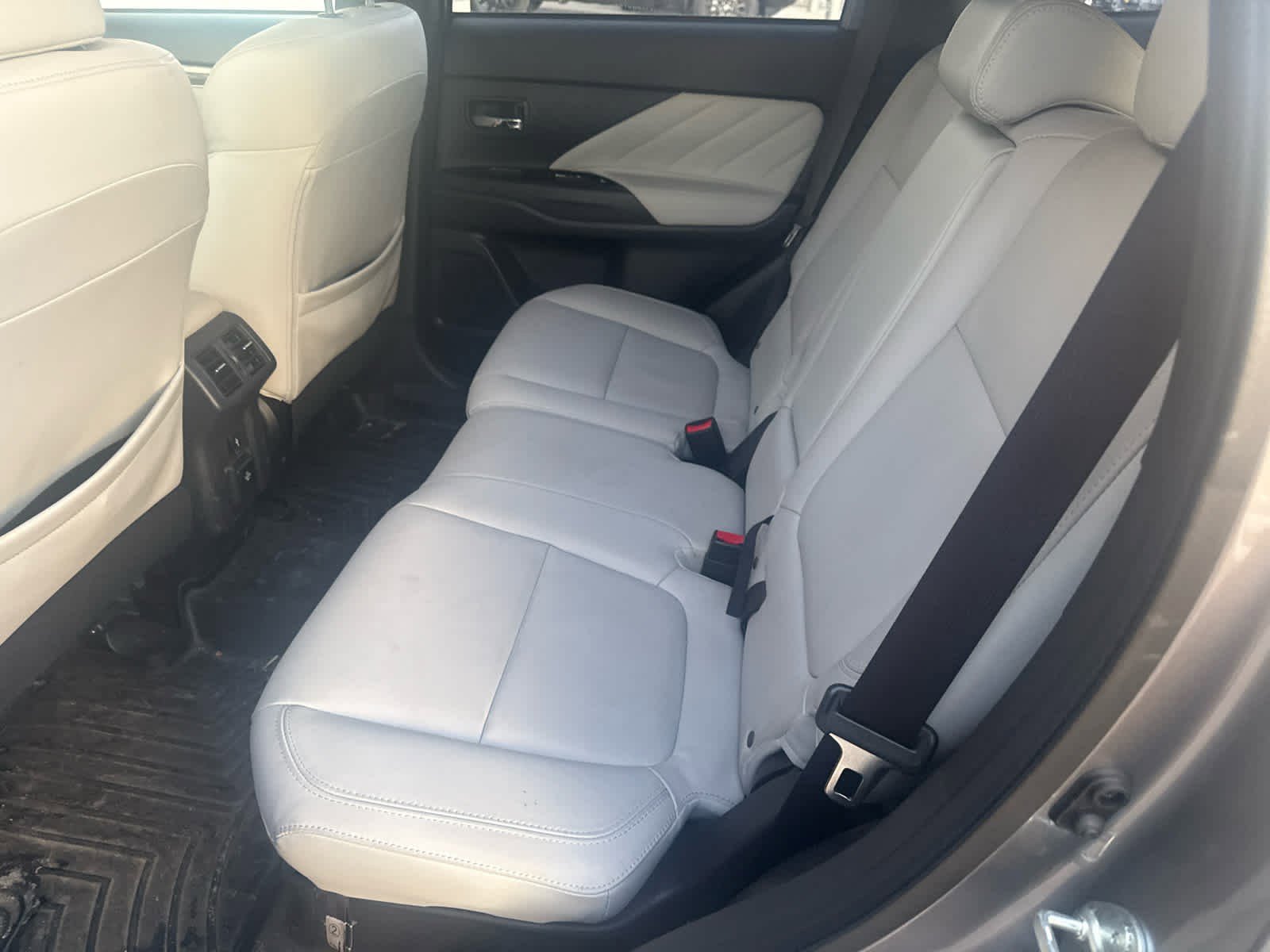 Used 2019 Mitsubishi Outlander GT image 7