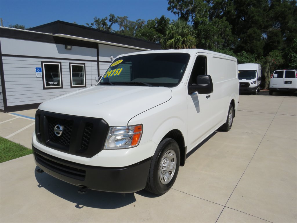 Used 2021 Nissan NV 2500 SV RWD image 3