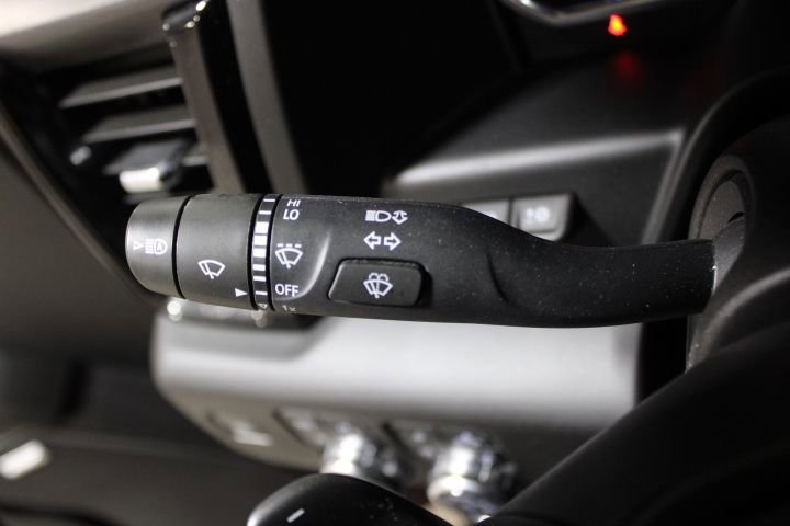 Used 2024 GMC Sierra 1500 AT4 w/ Technology Package image 40