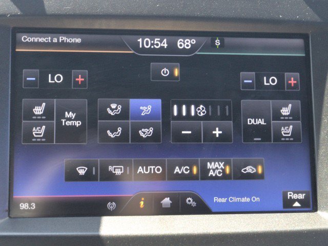 Used 2015 Lincoln Navigator 4WD image 24