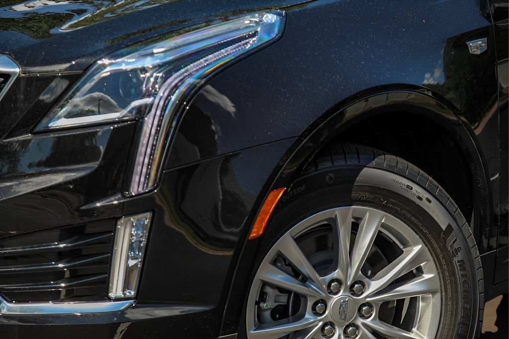 Certified 2025 Cadillac XT5 Luxury FWD image 24