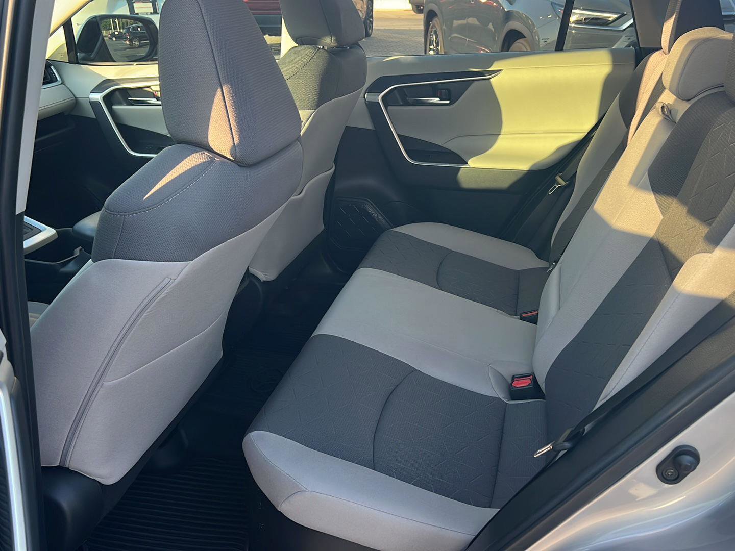 Certified 2022 Toyota RAV4 XLE image 10