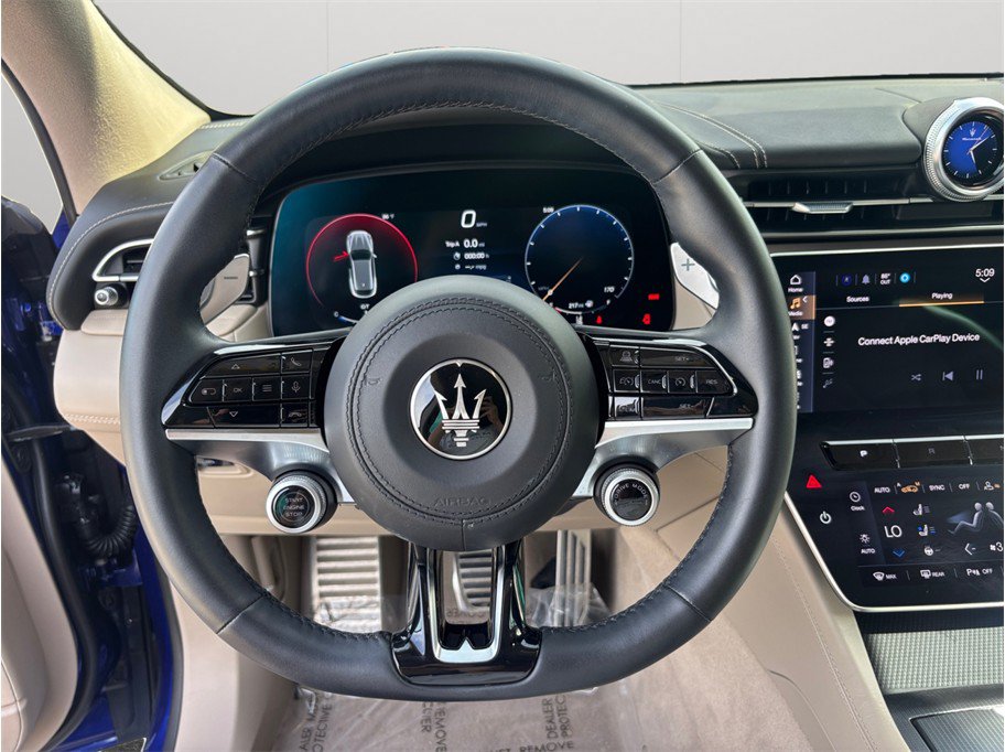 Used 2023 Maserati Grecale GT AWD/4WD image 27