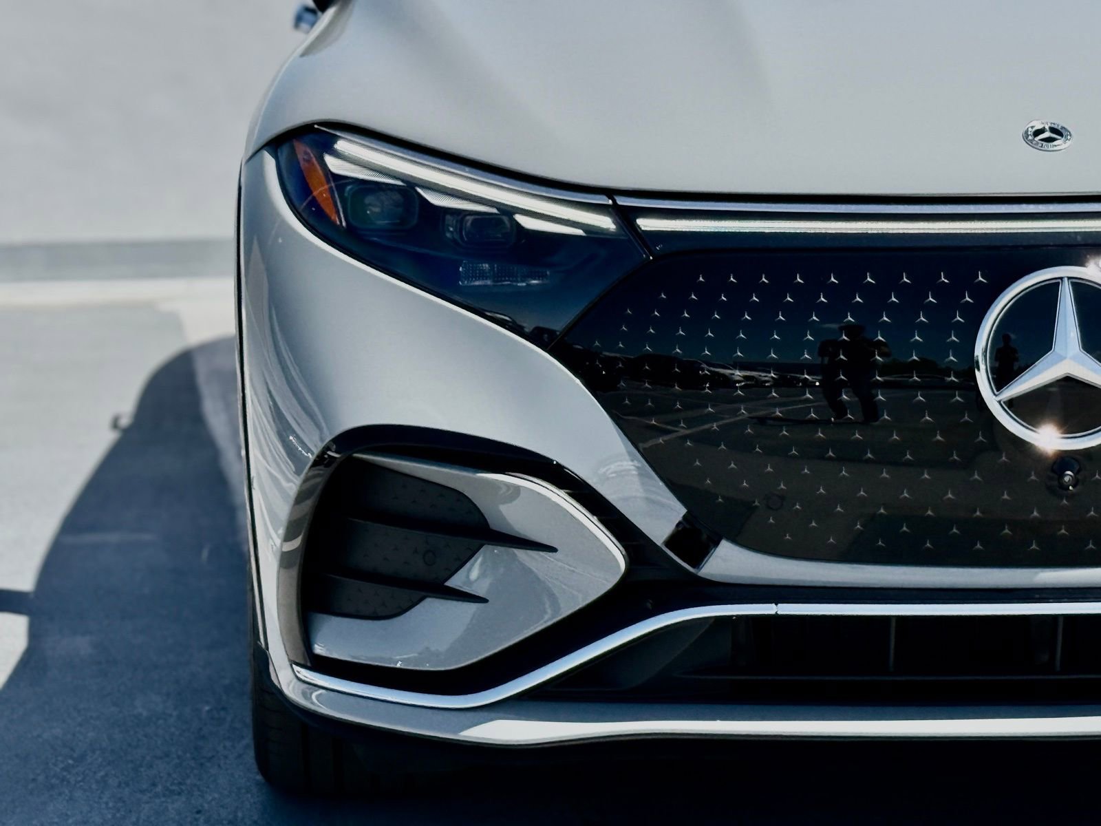 New 2026 Mercedes-Benz EQS 550 4MATIC SUV image 7