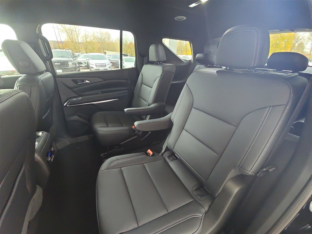 New 2026 Chevrolet Traverse LT image 24