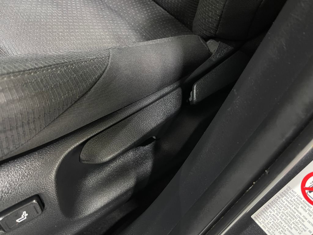 Used 2018 Toyota C-HR XLE image 15