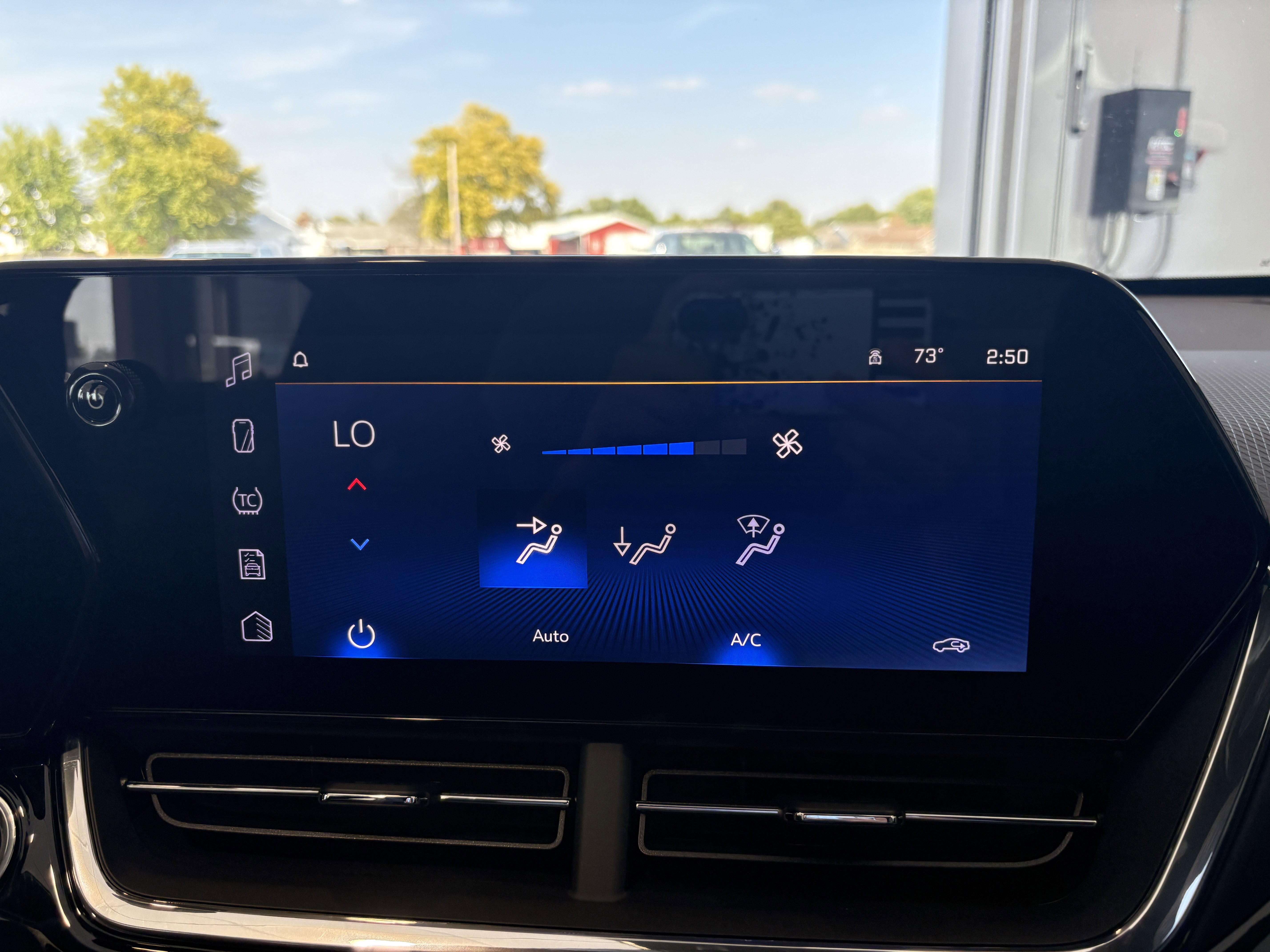 New 2026 Chevrolet Trax RS w/ Sunroof Package image 17