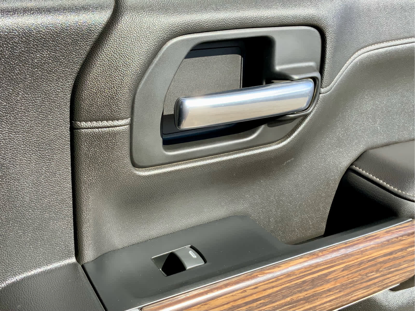 Used 2019 Chevrolet Silverado 1500 High Country image 51