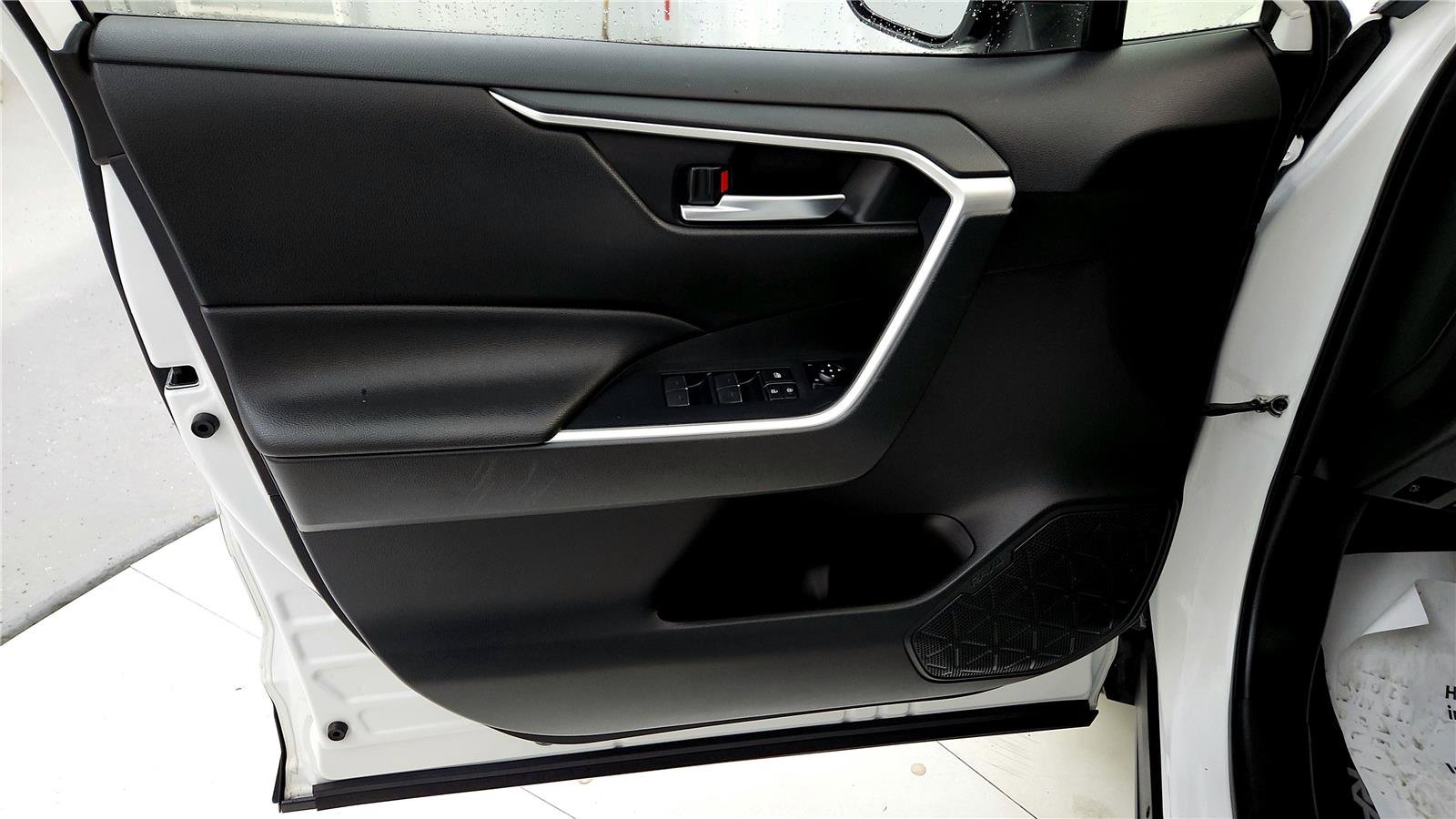 Certified 2023 Toyota RAV4 SE w/ Weather & Moonroof Package image 22