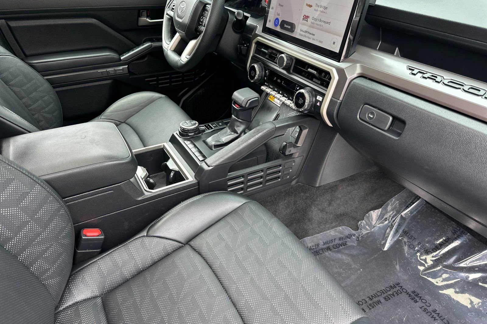 Certified 2025 Toyota Tacoma TRD Off-Road w/ TRD Off Road Premium Package AWD/4WD image 16