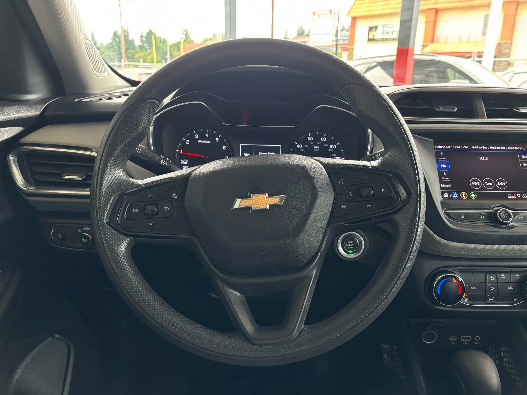 Used 2021 Chevrolet TrailBlazer LT image 16
