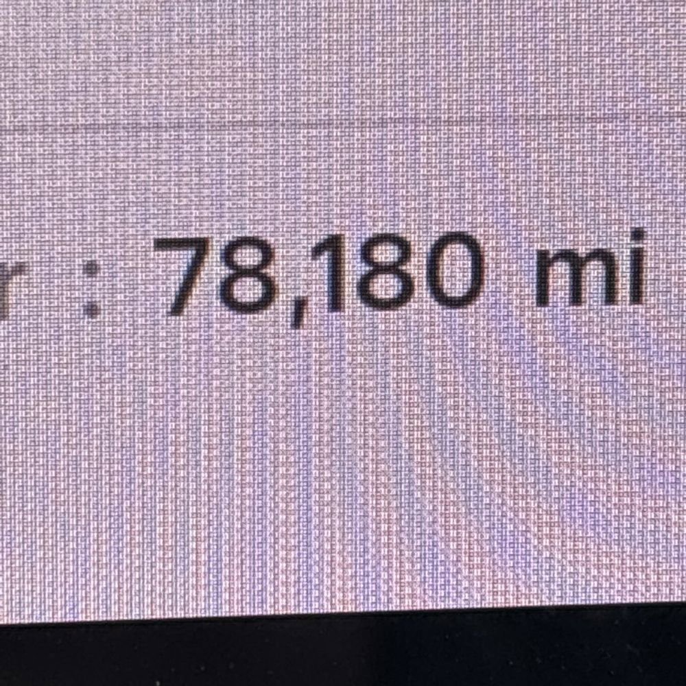 Used 2022 Tesla Model Y Long Range image 8