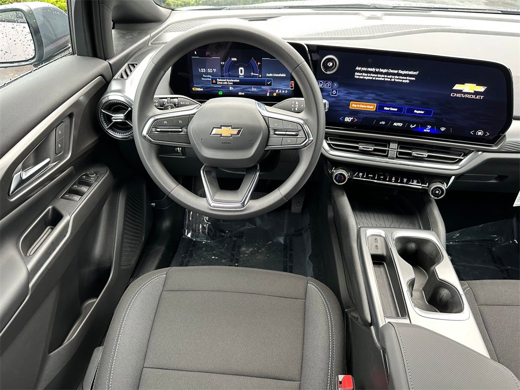 New 2026 Chevrolet Equinox EV LT image 17