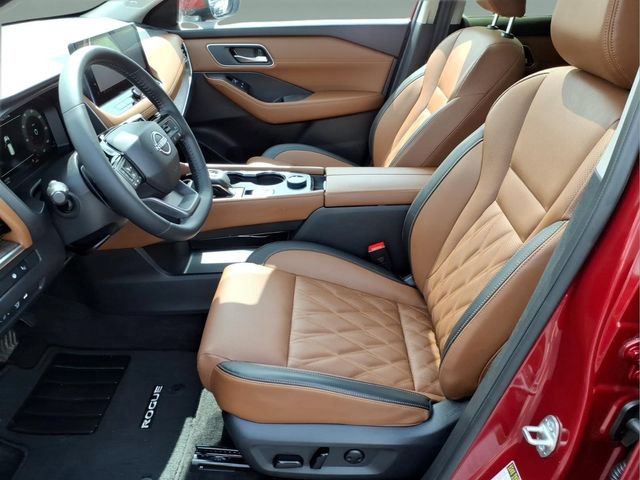Certified 2026 Nissan Rogue Platinum w/ Platinum Premium Package AWD/4WD image 14