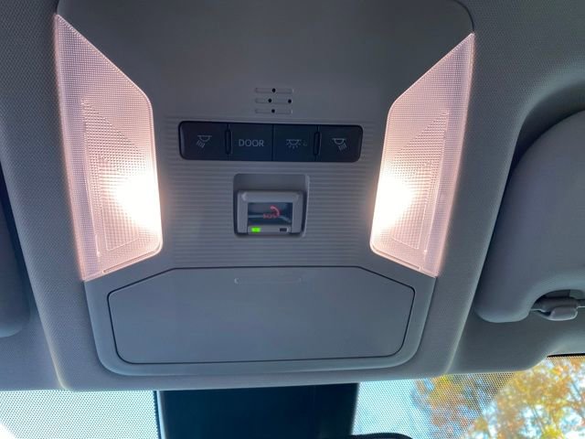 Used 2023 Toyota RAV4 LE image 15