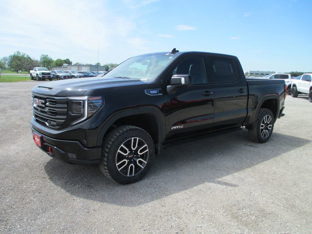 New 2026 GMC Sierra 1500 AT4 w/ AT4 Premium Package AWD/4WD image 11