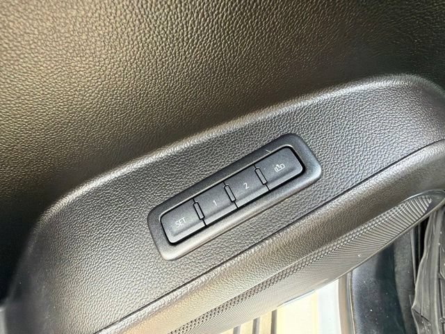 Used 2020 Chevrolet Tahoe Premier AWD/4WD image 12