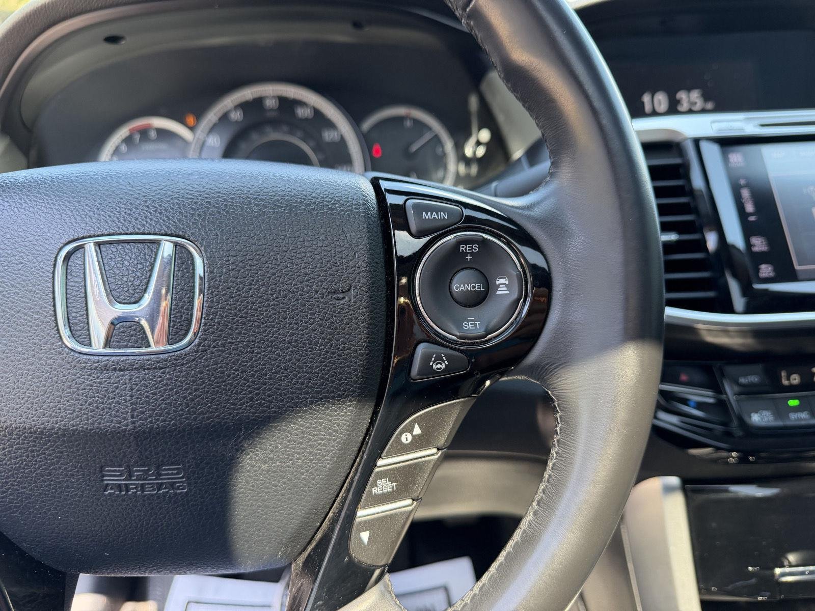 Used 2017 Honda Accord Touring image 20