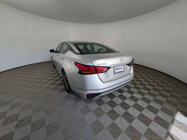 Used 2024 Nissan Altima 2.5 SV FWD image 10