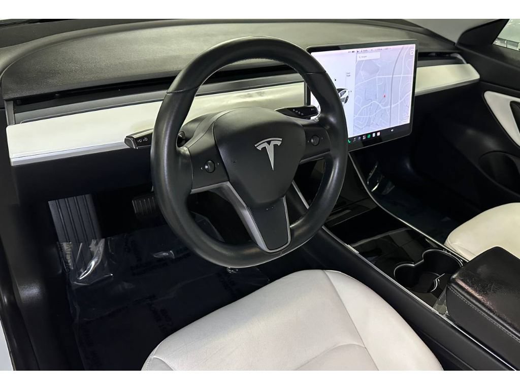 Used 2019 Tesla Model 3 Standard Range Plus RWD image 18